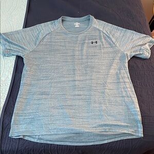 Under Armour Men's Gray T-Shirt